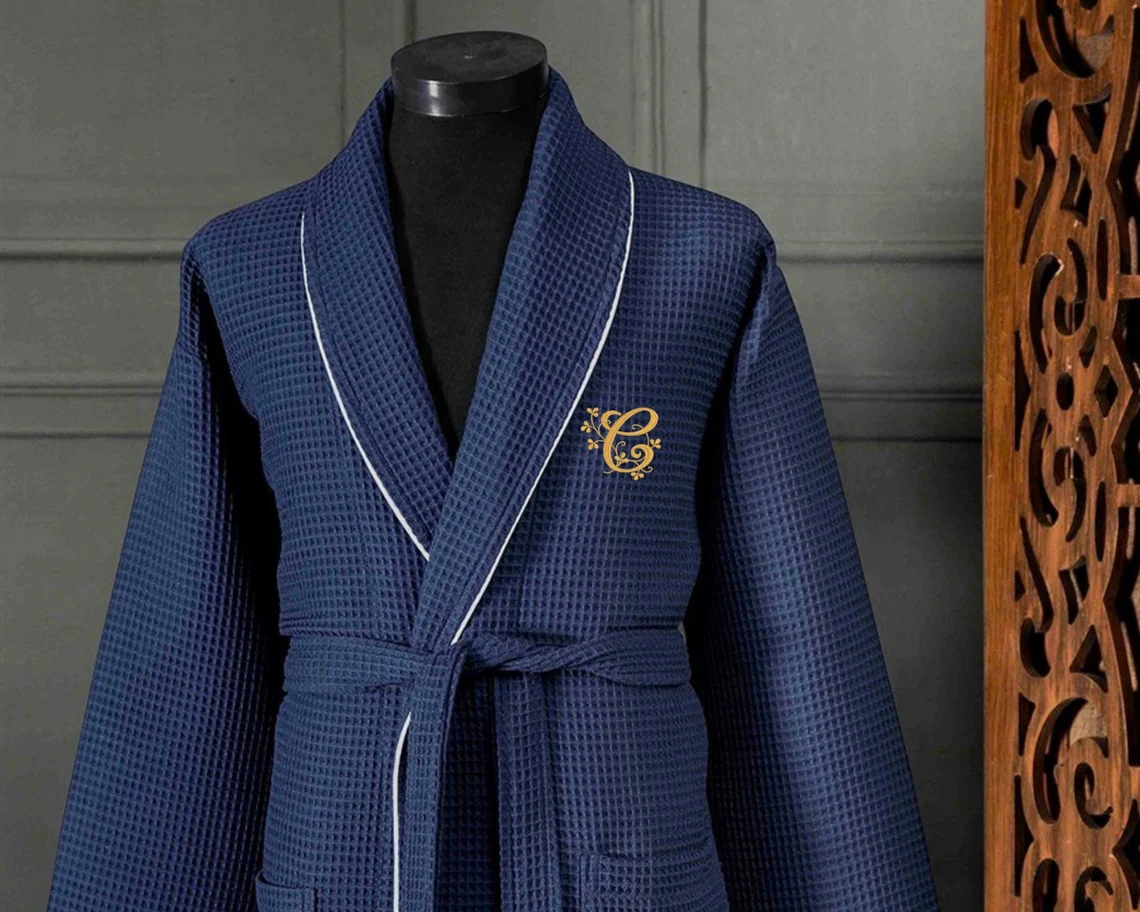 20 Thoughtful Groom Wedding Gifts That He'll Cherish Forever